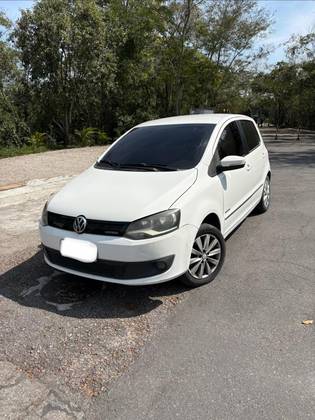 VOLKSWAGEN FOX 1.6 MI HIGHLINE 8V FLEX 4P AUTOMATIZADO VOLKSWAGEN FOX 1.6 MI HIGHLINE 8V FLEX 4P AUTOMATIZADO